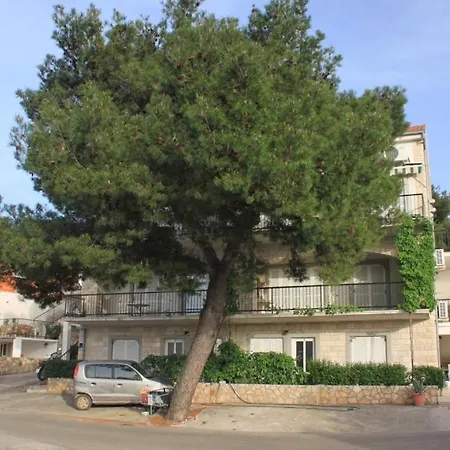 With A Parking Space Jelsa, Hvar - 8732 شقة ييلسا