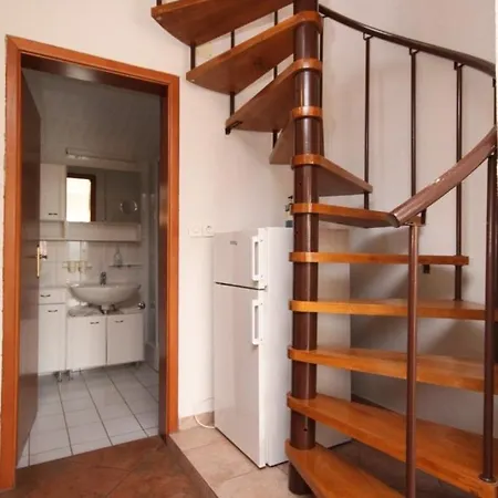 With A Parking Space Jelsa, Hvar - 8732 Apartamento