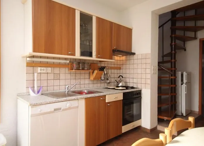 شقة With A Parking Space Jelsa, Hvar - 8732