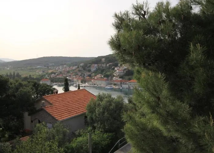 With A Parking Space Jelsa, Hvar - 8732 * ييلسا