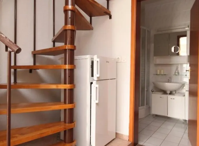 With A Parking Space Jelsa, Hvar - 8732 شقة ييلسا